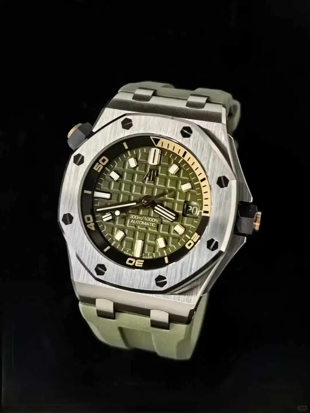 Audemars Piguet Royal Oak Offshore Diver Green 15710ST.OO.A052CA.01