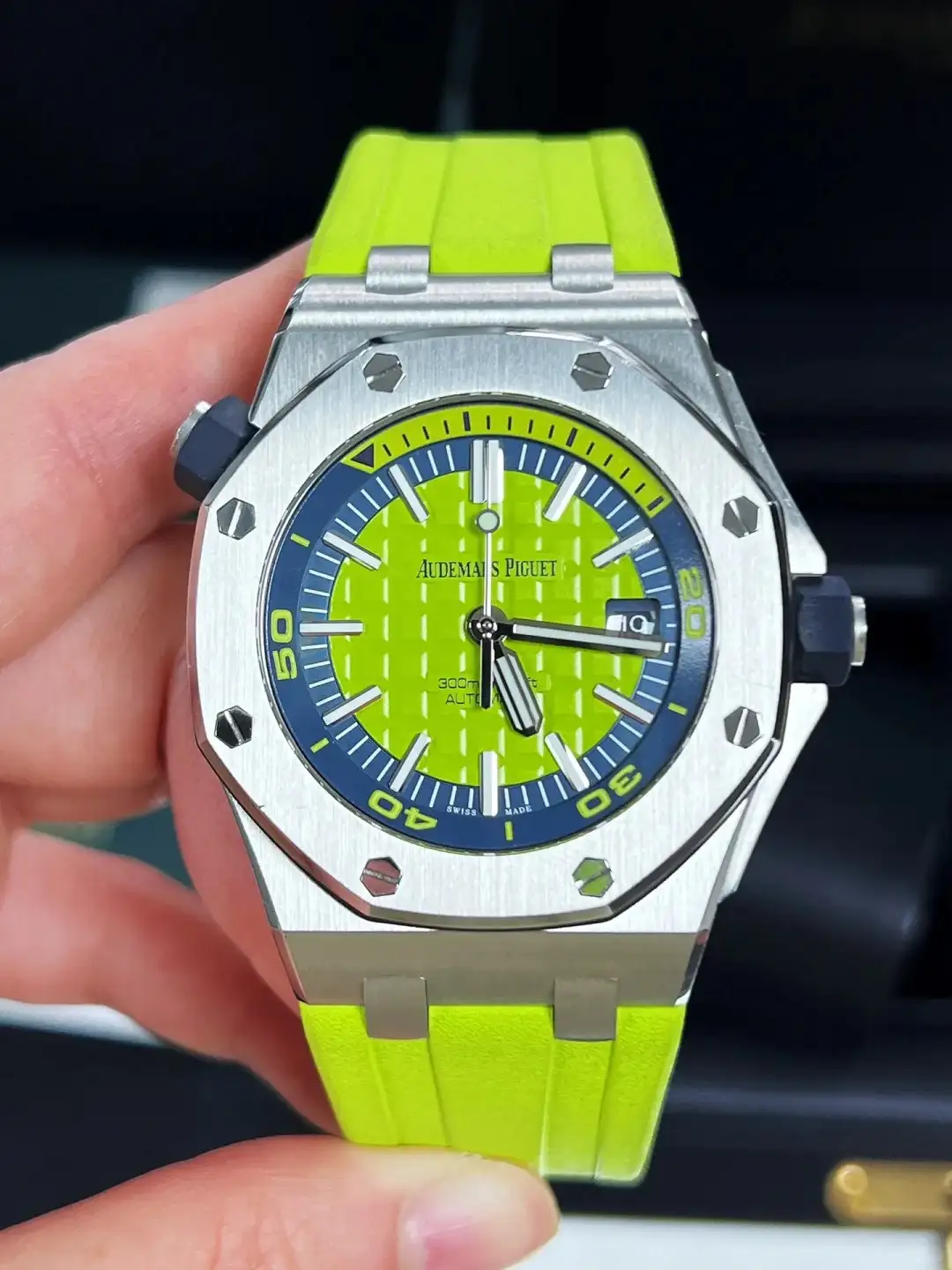 Audemars Piguet Royal Oak Offshore Diver Chronograph Green 26703ST.OO.A038CA.01